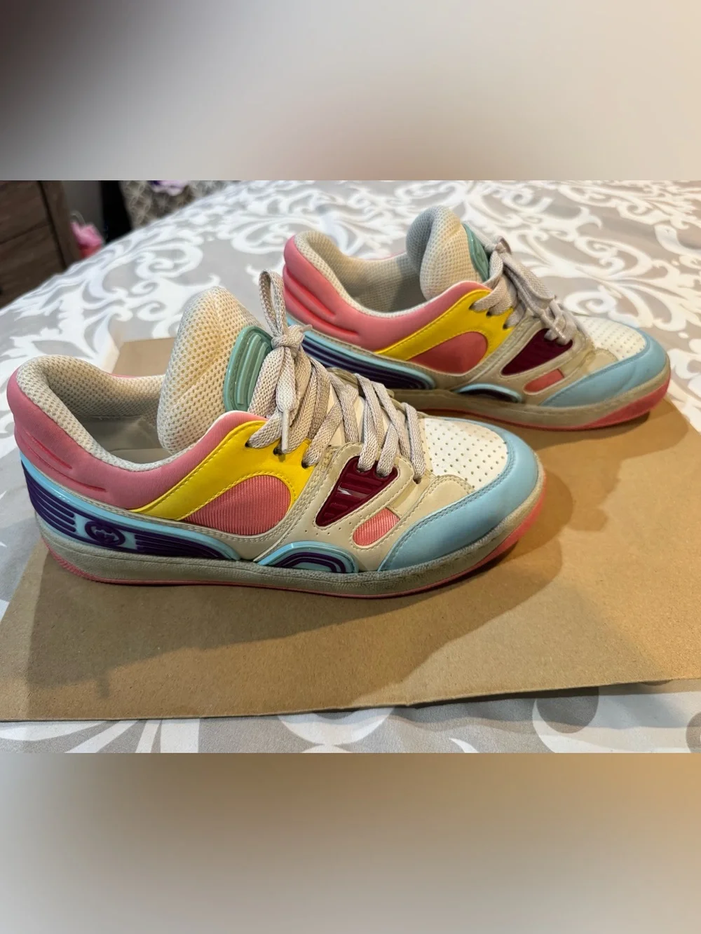 Gucci Pastel Multicolor Low-Top Sneakers - Picture 2 of 9